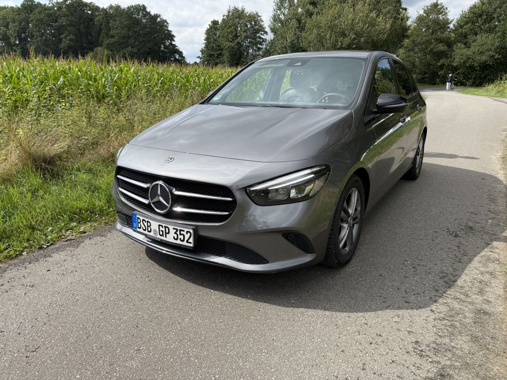 Image of Mercedes-Benz B 180