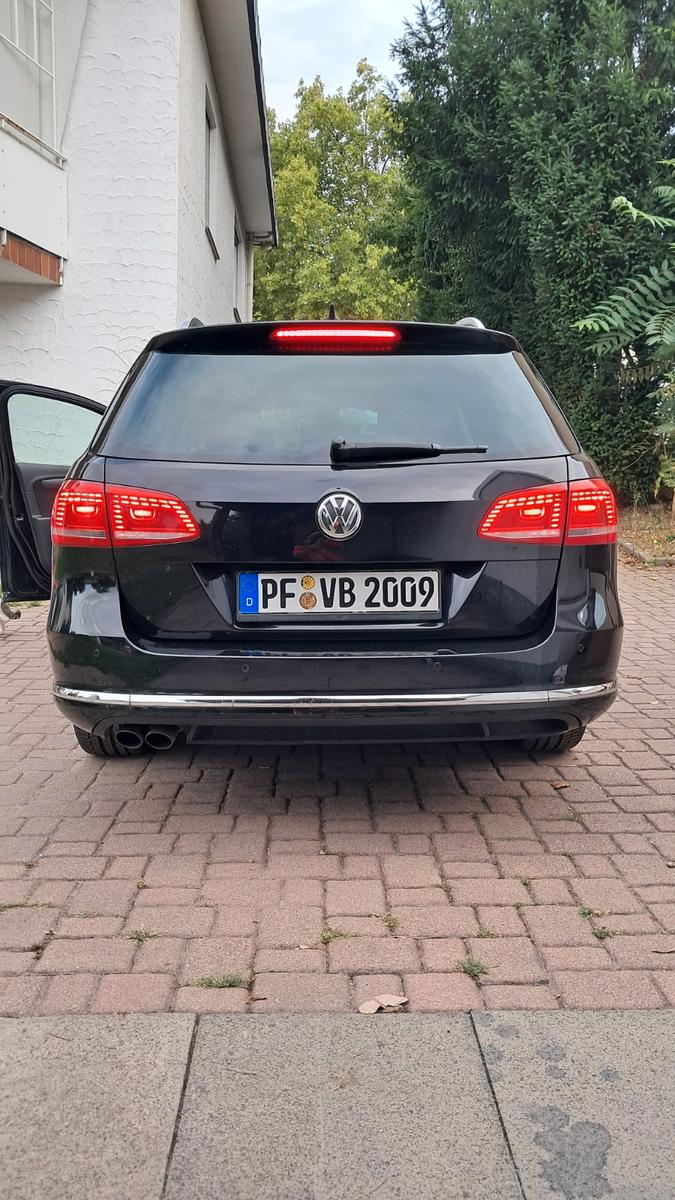Volkswagen Passat 2012 — photo 10