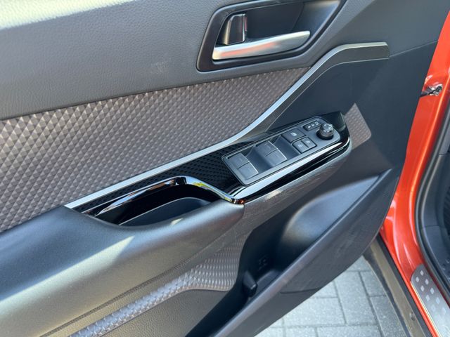 Toyota C-HR  Hybrid Orange Edition