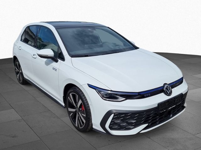 Fahrzeugabbildung Volkswagen Golf VIII 1.5 eHybrid GTE IQ.LIGHT AHK NAVI KEYL