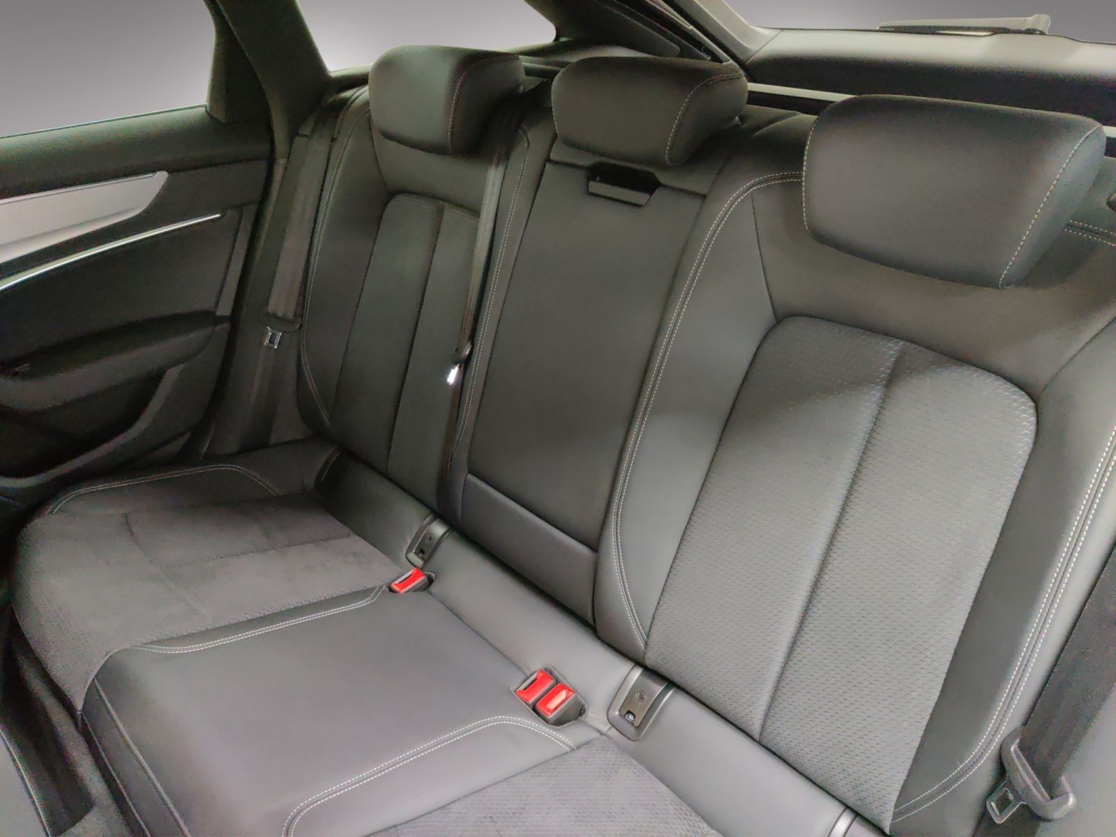 Audi S6 - Bild 14
