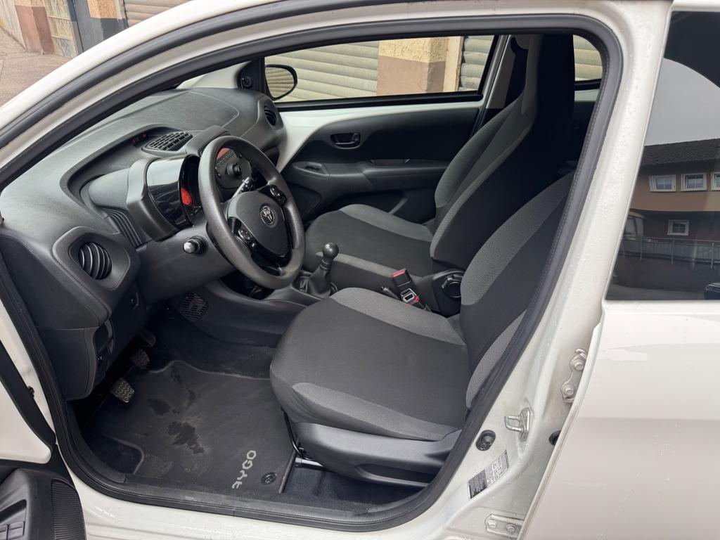 Toyota Aygo (X)