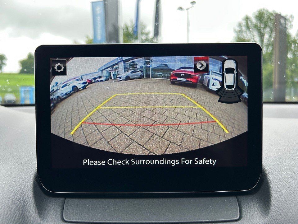 Fahrzeugabbildung Mazda 2 SKY-G 90 HOMURA TZ 6J-GARANTIE KAMERA+CARPLAY