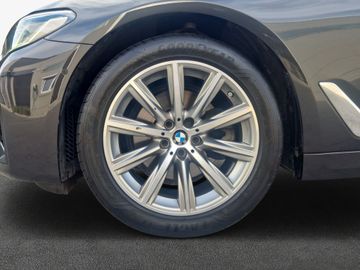 BMW 520 - 8