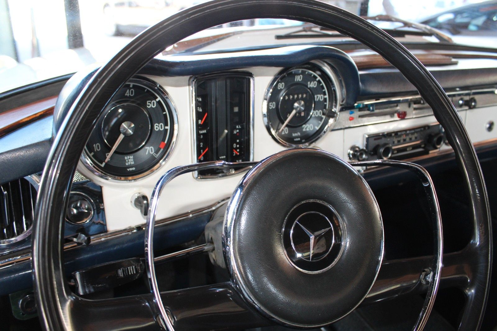 230SL/250er Motor, Schalter, sehr guter zustand!