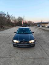 BMW e46 318i Limo - BMW 318 aus 2000: 318i E46
