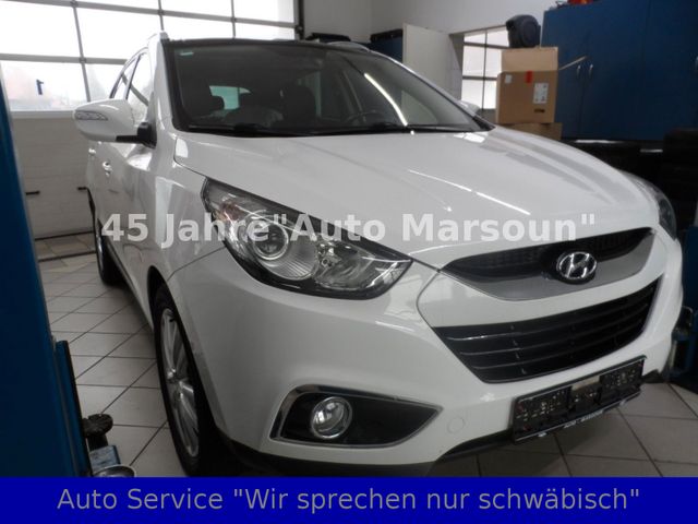 Hyundai ix35 Premium 4x4 AHK 1900 KG Panor.Nav.usw.