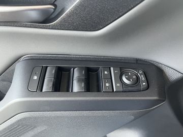 Toyota RAV 4 - 10