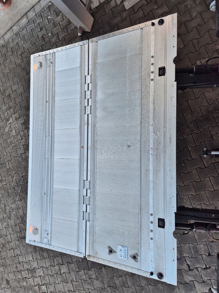 Fahrzeugabbildung Iveco S-Way 400 4x2 Kühlkoffer, LBW, Thermoking T1200R