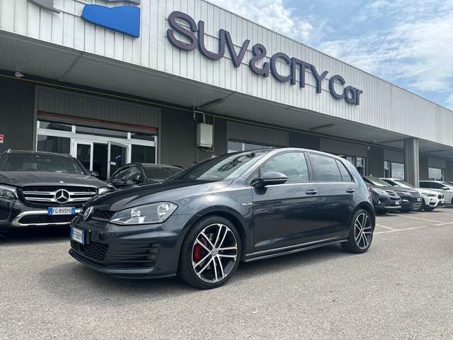 Volkswagen Golf Golf 5p 2.0 tdi Gtd / DITRIBUZIO