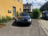 Mercedes-Benz E 220 CDI Classic - Mercedes-Benz E 220 aus 2005: Cdi