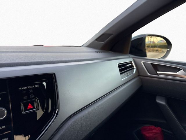 Taigo 1.5 TSI DSG R LINE IQ.LIGHT+AHK+ACC+NAVI++