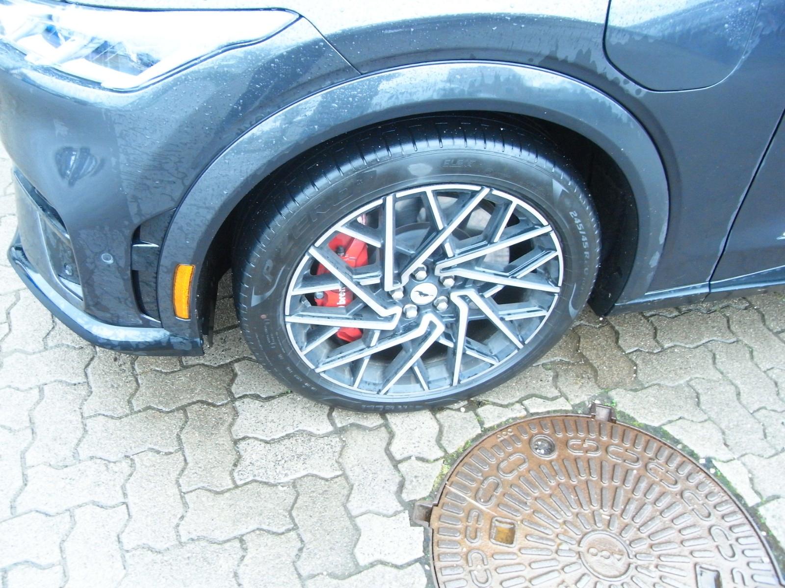 Ford Mustang Mach-E GT AWD Aktionspreis Panoramadach