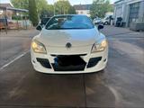 Renault Megane 1.5 DCI Coupe, Cabrio - Renault Megane mit Diesel-Antrieb: Cabrio