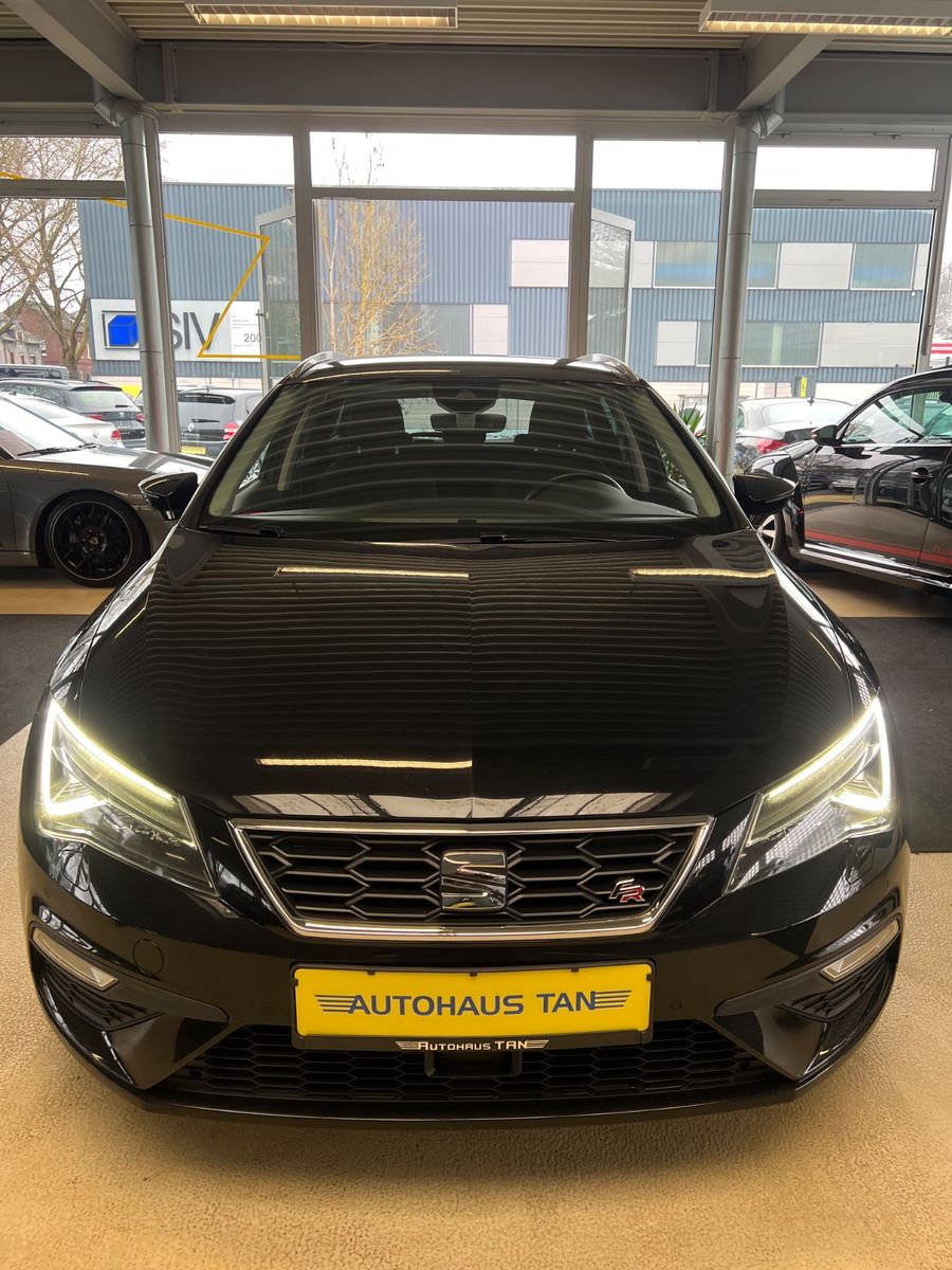 Fahrzeugabbildung SEAT Leon ST FR *AMBIENTE*KAMERA*CARPLAY*