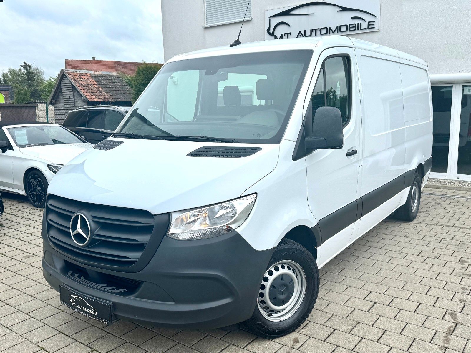 MERCEDES-BENZ Sprinter Kasten L2H1 316*7G*NAVI*CARPLAY*KLIMAAU