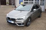 BMW 220d Active Tourer *Sport Line*abnehm.AHK*Autom. - silberne BMW 220