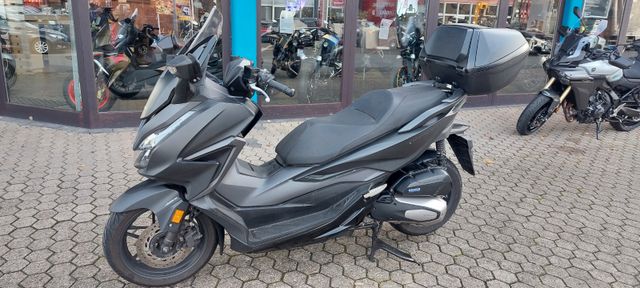 Honda Forza 125 1.Hand Top-Case/ Keyless