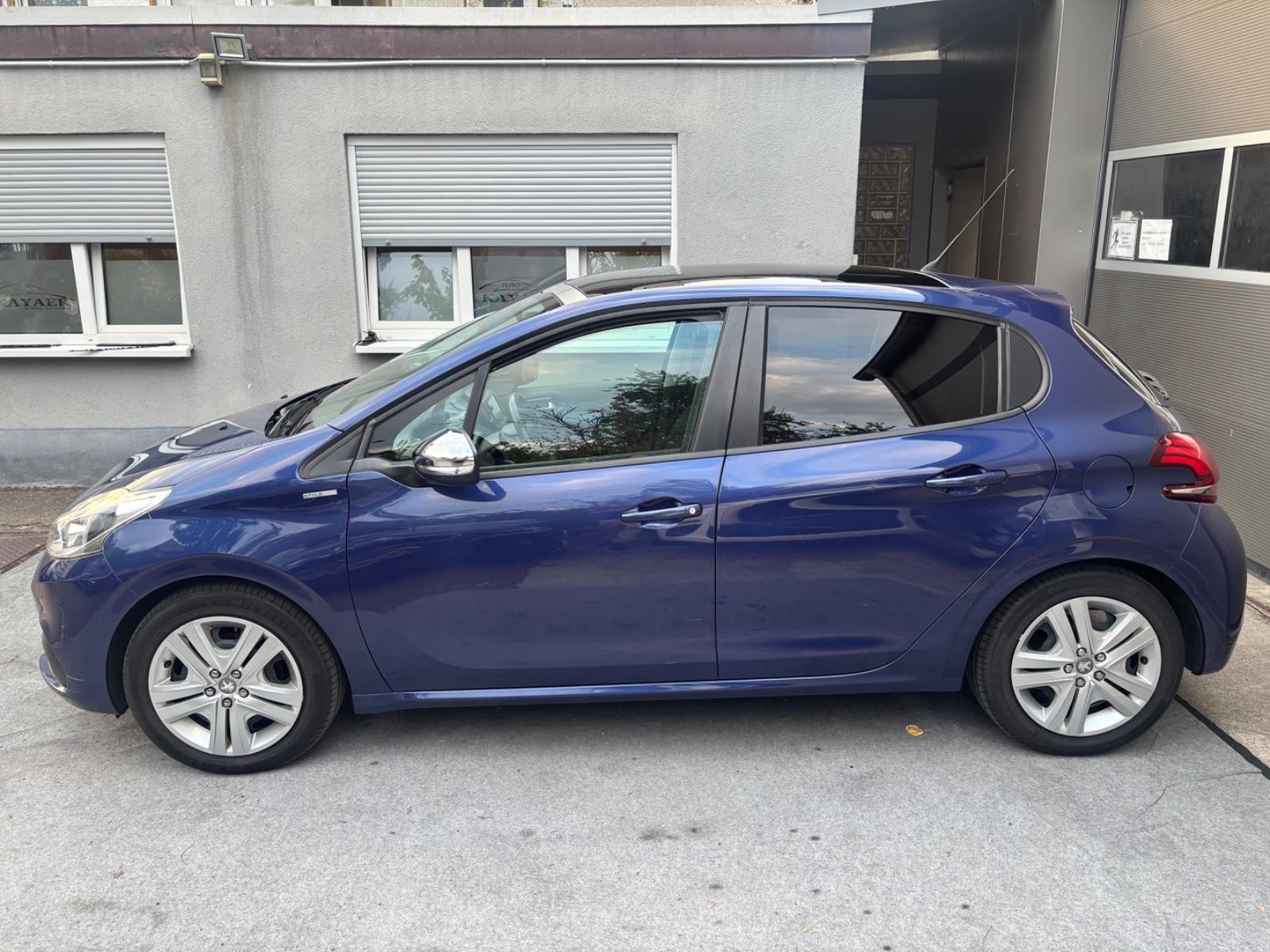 Peugeot 208 Style PANORAMADACH