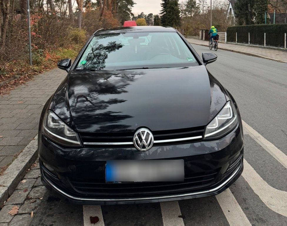 Image of Volkswagen Golf