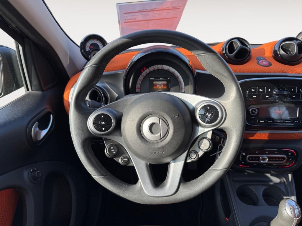 Fahrzeugabbildung Smart smart forfour passion