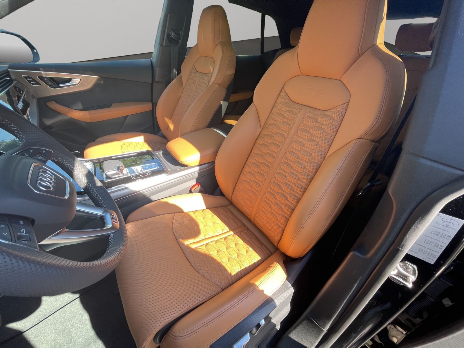 Audi RSQ8 - Bild 12