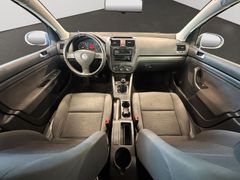 VW Golf Trendline