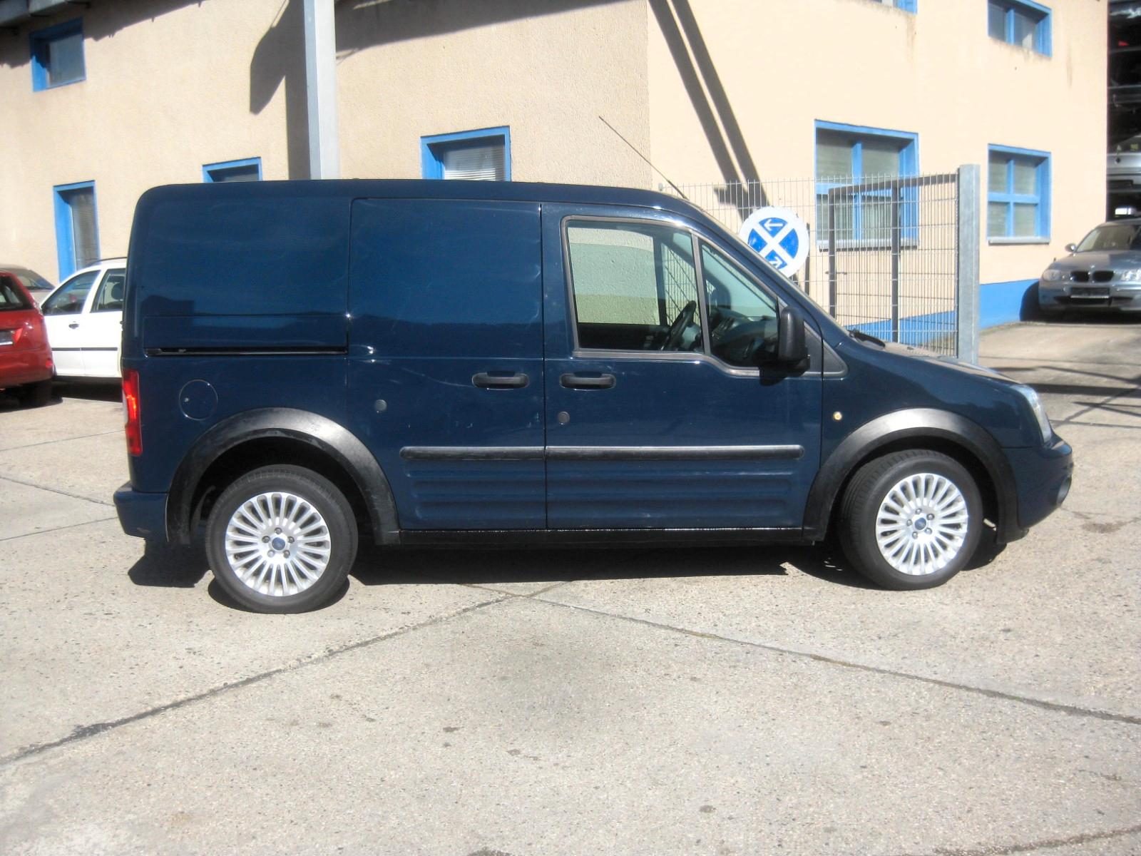 Ford Transit Connect 2010 — engine 1.753 cm³, 90 HP (66kW)