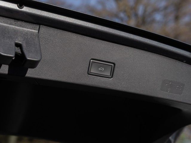 T-Roc Active TSI AHK NAV ACC el. Heckklap. Ganzj