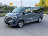 Opel Vivaro B Kasten/Kombi Combi L1H1  2,7t Sport - Opel Vivaro: Combi