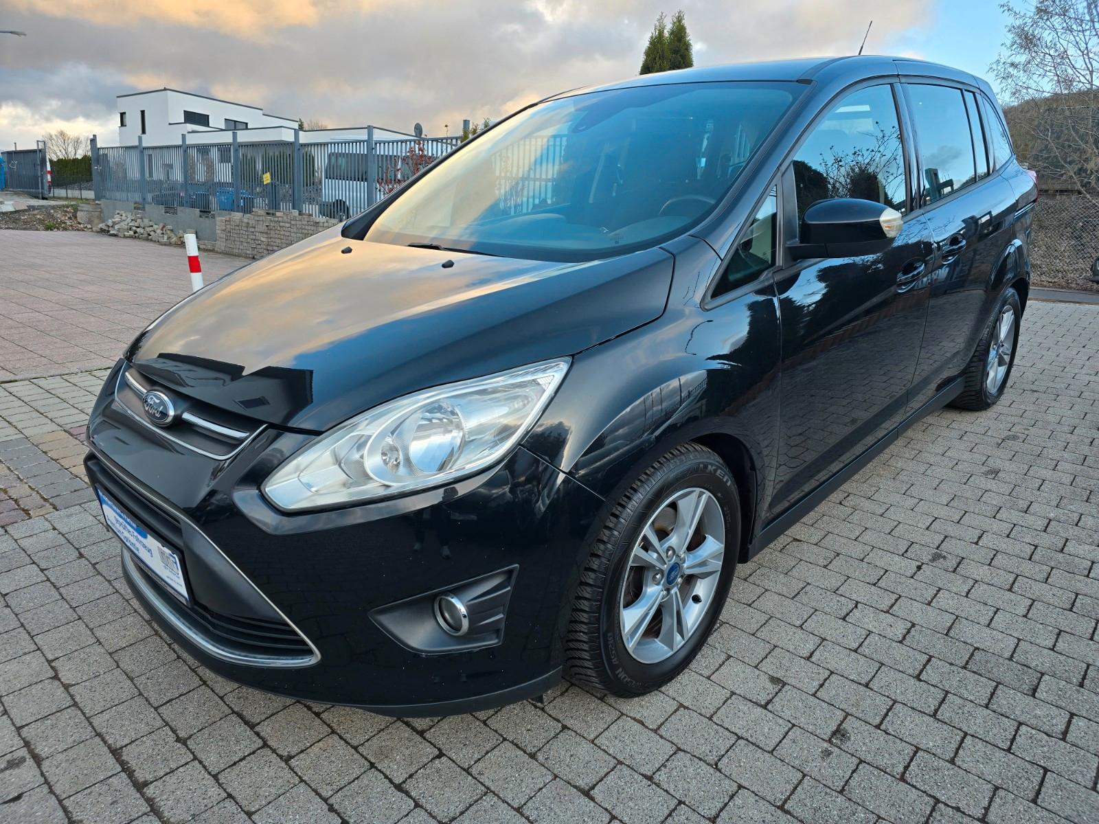 Ford Grand C-MAX 1,6 Sync Edition, AHK,SHZ, PDC,