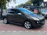 Peugeot 3008 Platinum Pano*Leder*Nav*HUD*ACC*AHK*Szhz* - gebrauchte Peugeot 3008 aus dem Jahr 2009