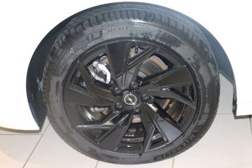 Fotografie 5 des Opel Astra Sports Tourer 1.2 Turbo Automatik GS