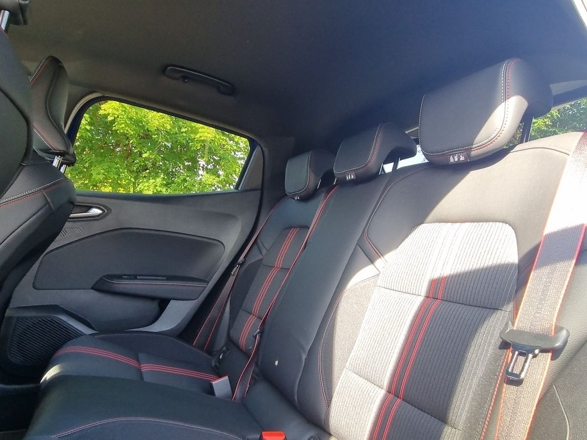 Fahrzeugabbildung Renault Clio INTENS TCe 130 EDC