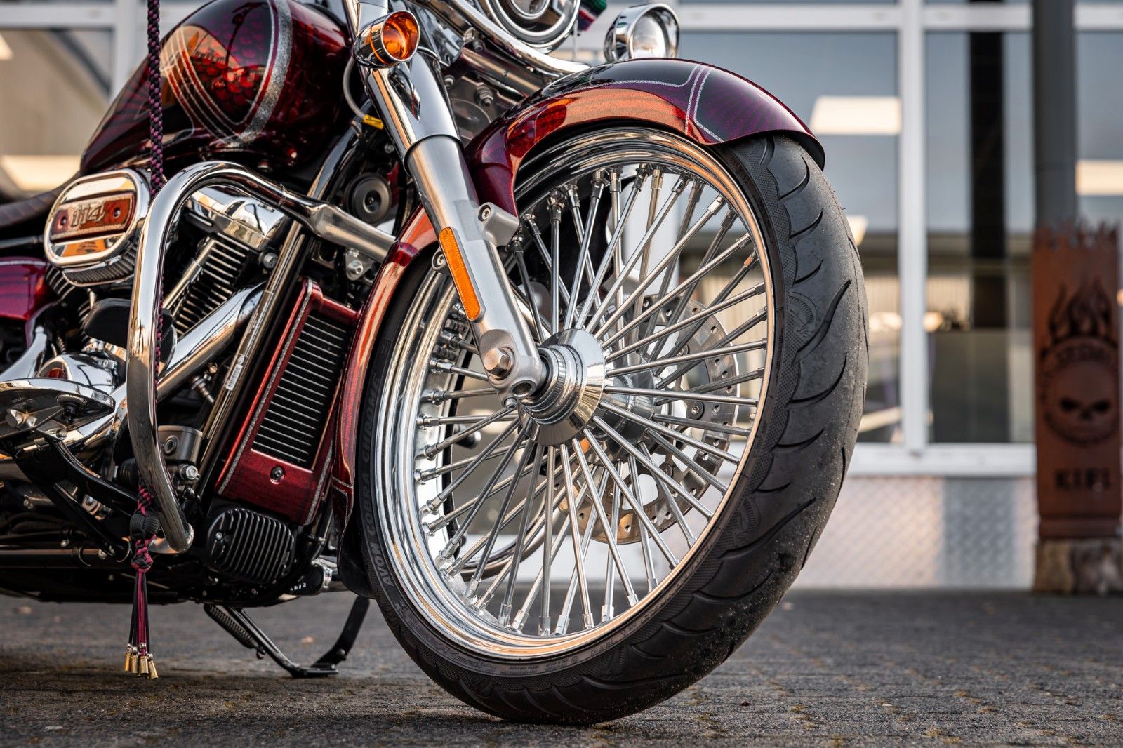 Fahrzeugabbildung Harley-Davidson FAT BOY FLFBS 114 MY24 - Chicano Umbau- Custom