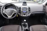 Hyundai i30 CW 1.6 CRDi Style AHK klima control, Elektri - Hyundai i30: Crdi Style