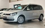 Volkswagen Touran 2.0 TDI BMT DSG Highline AHK/PANORA/140PS - Volkswagen Touran: 140