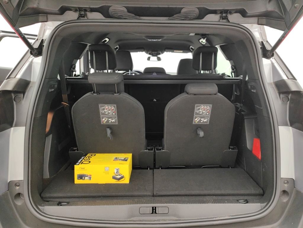 Fahrzeugabbildung Peugeot 5008 Active Pack 1.2T LED/NAVI/PDC/R'CAM/DAB+