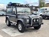 Land Rover Defender 90 E Station Wagon/Motor 2,5 Ltr. - Land Rover Defender aus 2003