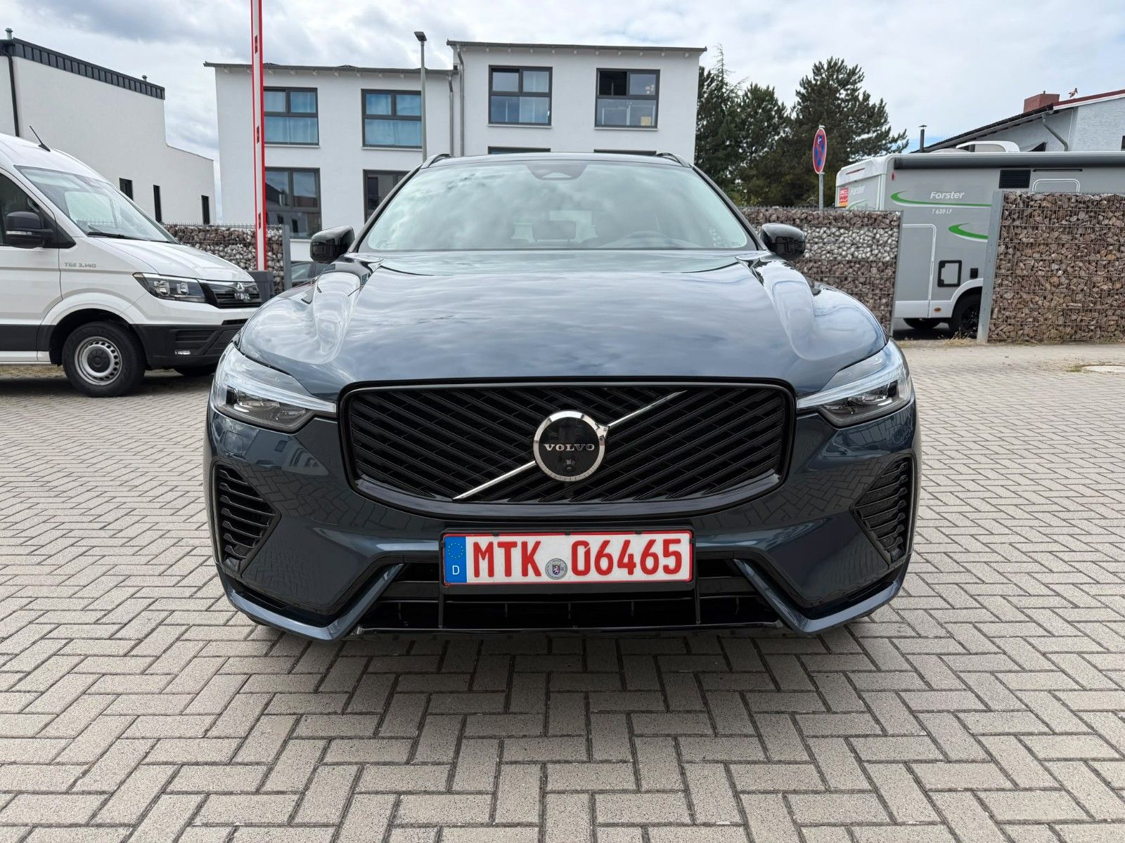 Volvo XC 60 XC60 Plus Dark Recharge Plug-In Hybrid AWD imagem 2