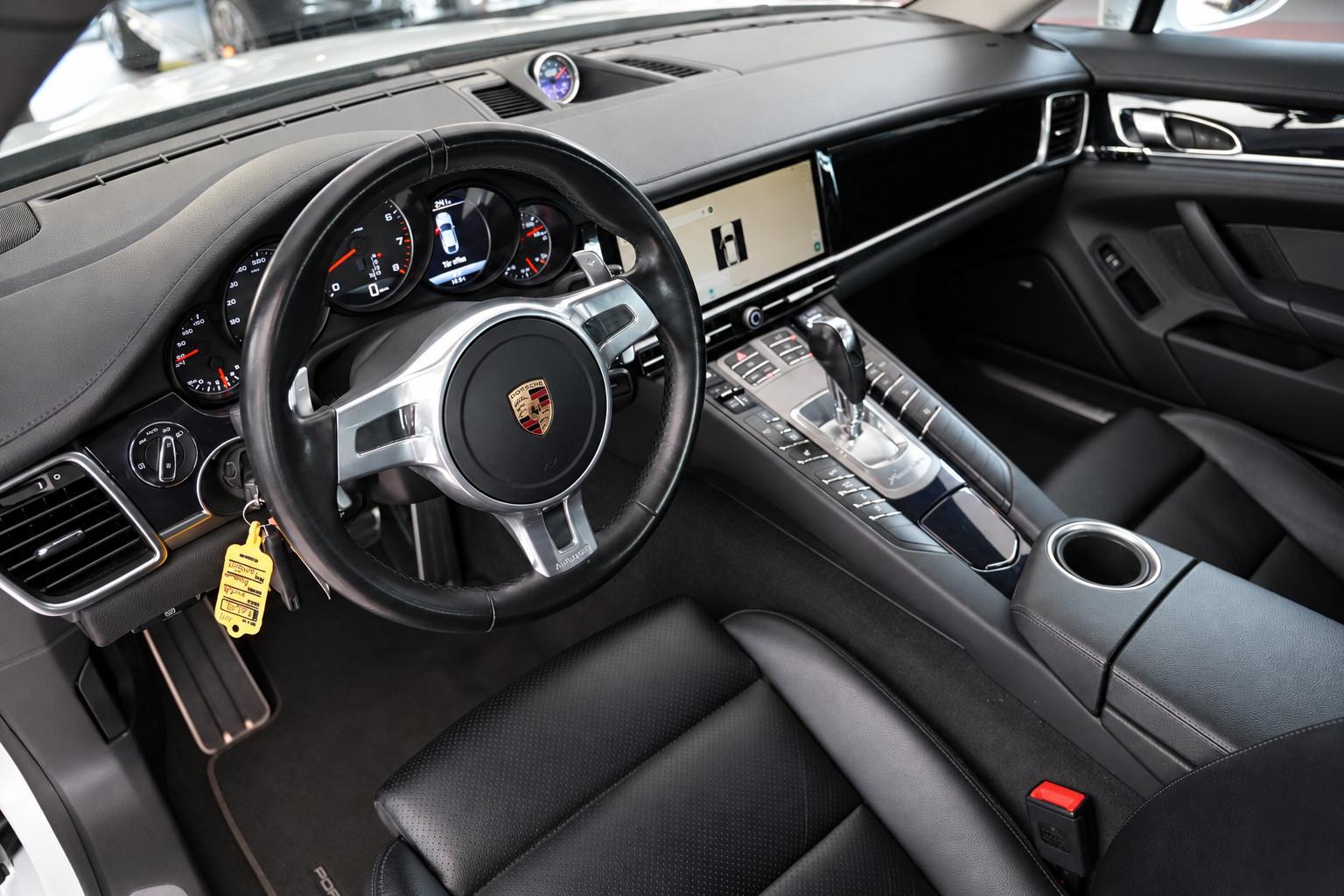 Porsche Panamera 4 Edition 3.6 V6 310 ch PDK / 114 000 km / Sport Chrono / BOSE / Caméra 360°