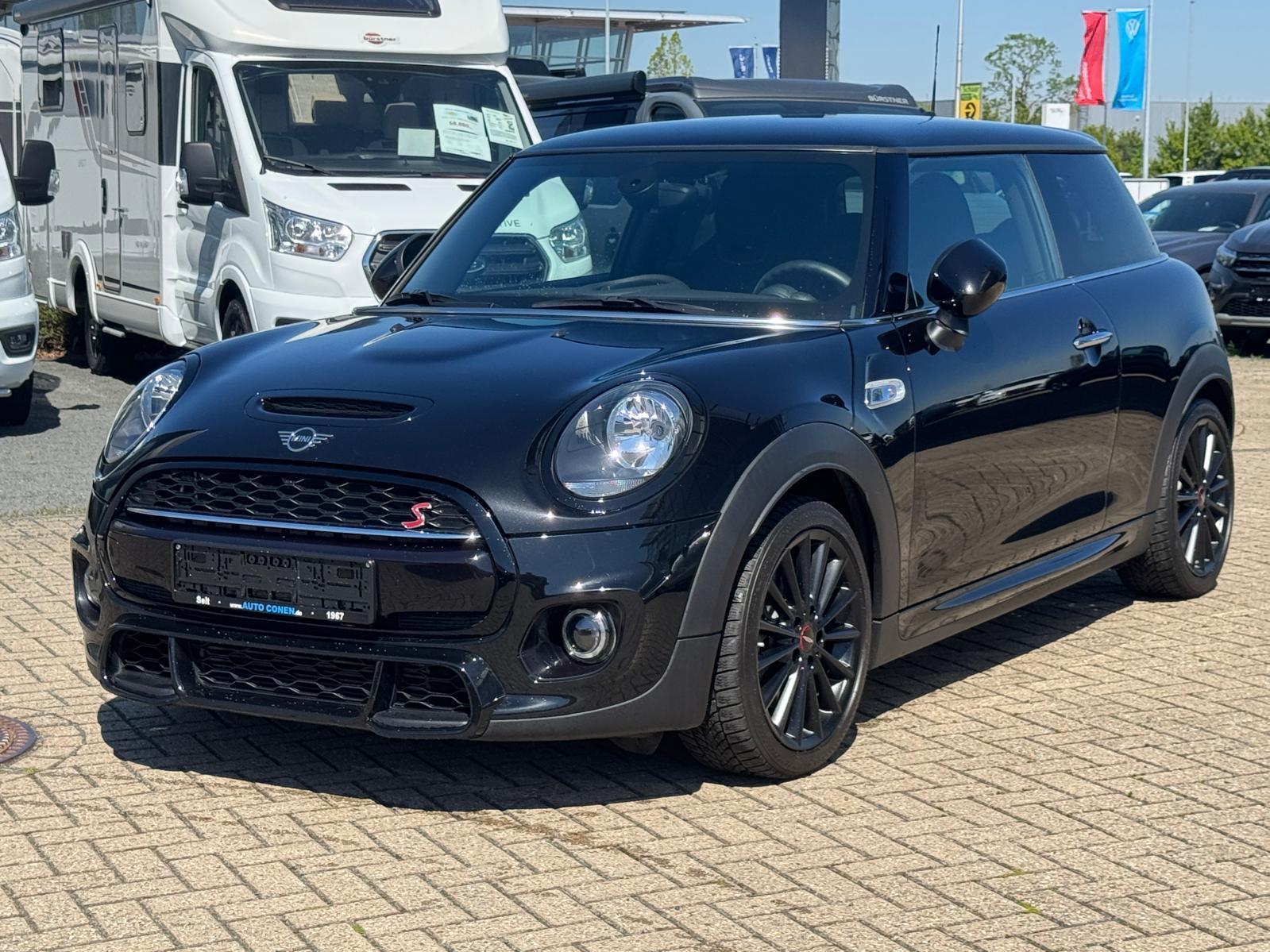 MINI Cooper S 2.0 John Cooper Works P. NAV Sitzh.