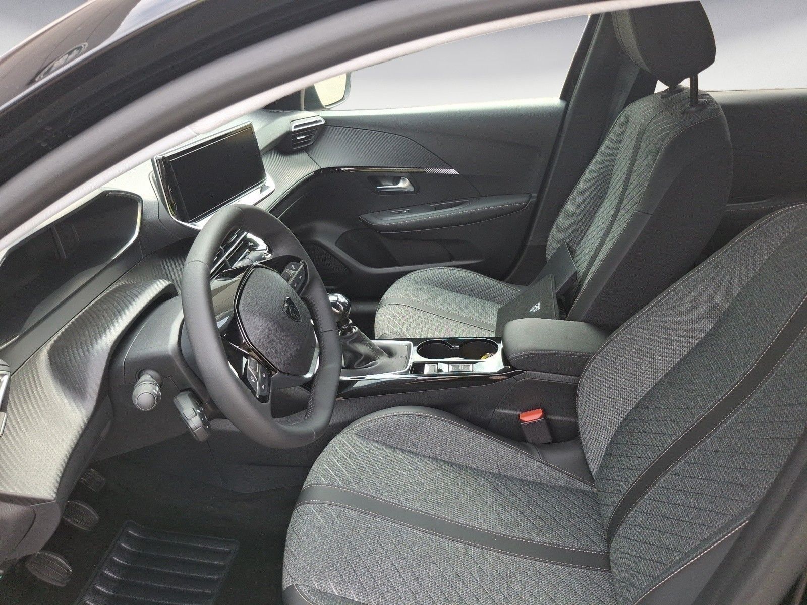 Peugeot 208 - Bild 8