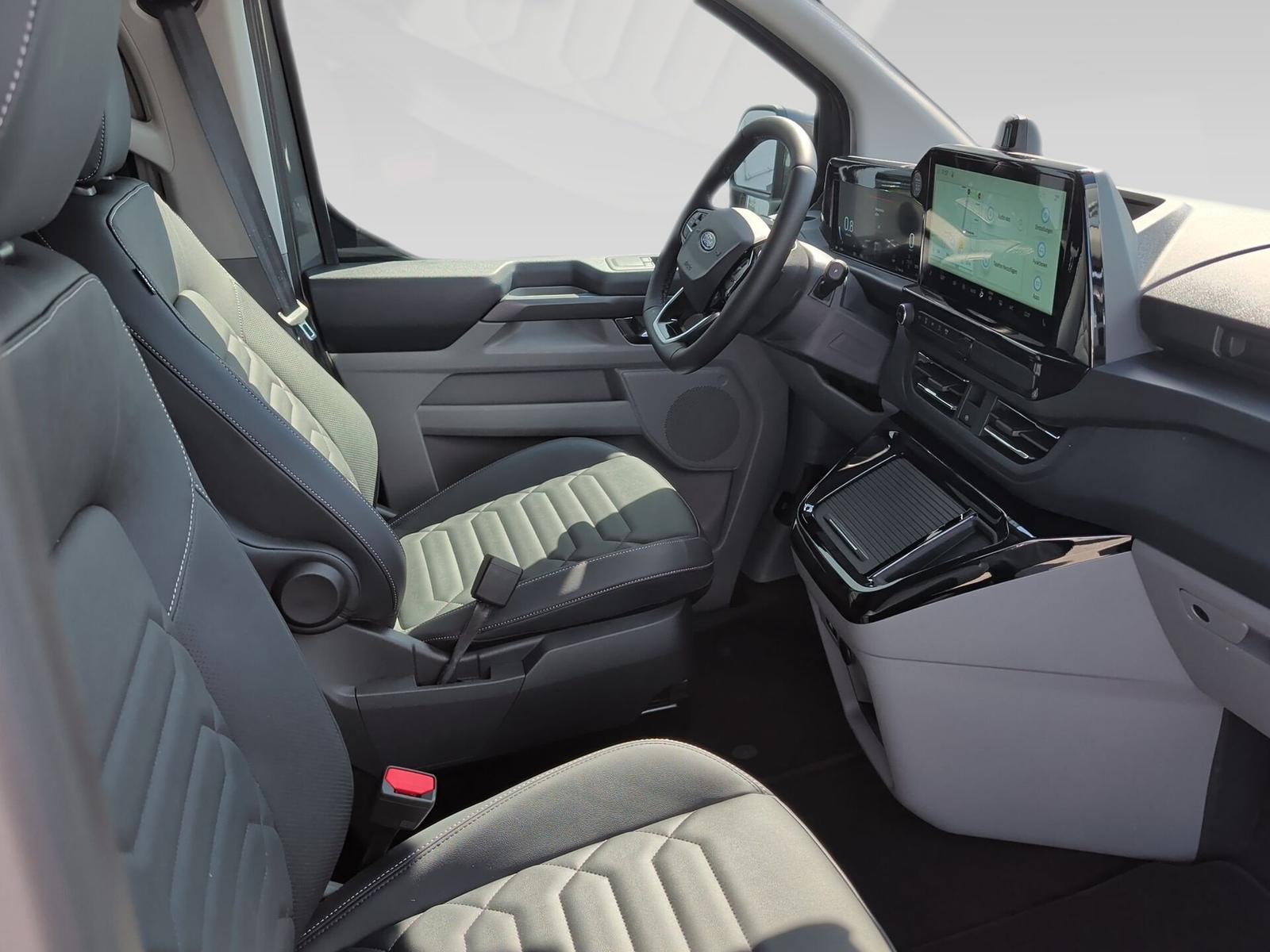 Ford Tourneo Custom L1 Titanium X 8S 5Jahre+AHK+Leder