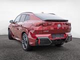BMW iX2 xDrive 30 M-Sport 360°+PANO+HUD+AHK+NAVI+KEY - BMW iX2 aus 2024