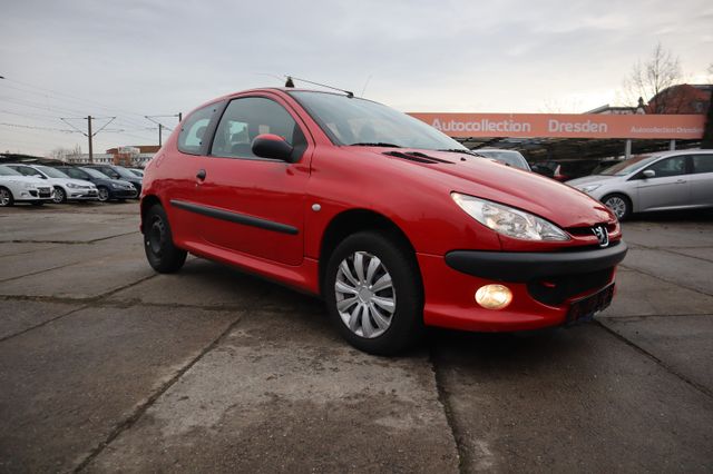 Peugeot 206 Petit Filou 1,1 Ltr. - 44 kW