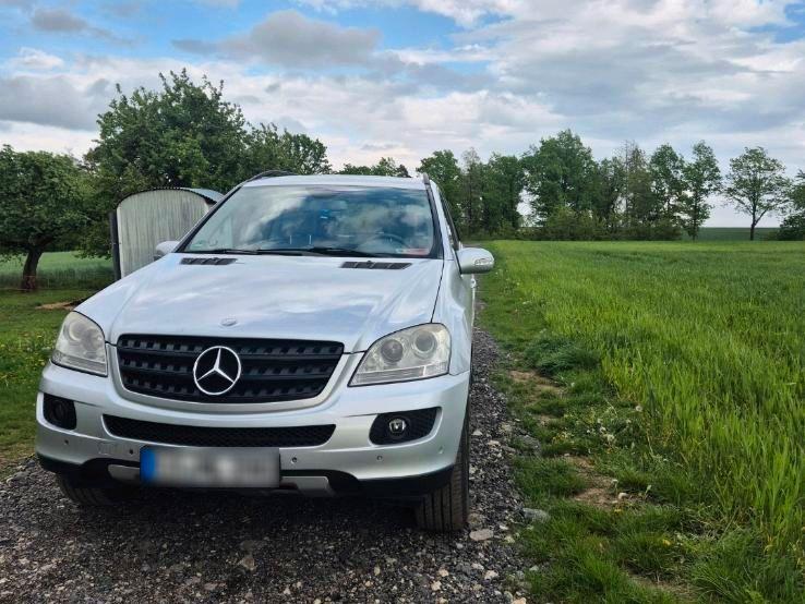 Mercedes-Benz ML280 2006 — engine 190 HP (140kW)