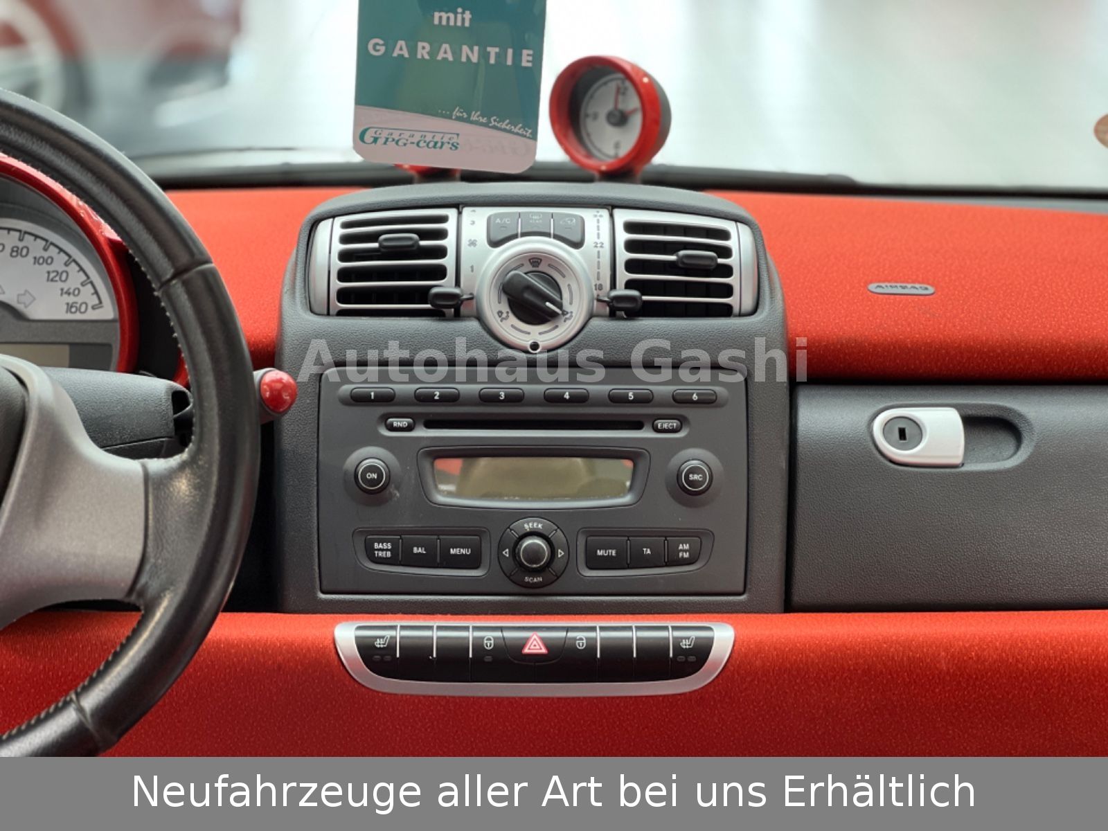 Fahrzeugabbildung Smart ForTwo CDI*1-Hand*Automatik*Panorama*Klima*SHZ