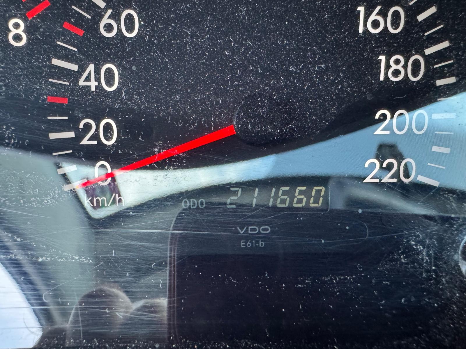 Toyota Corolla 2004 — photo 12