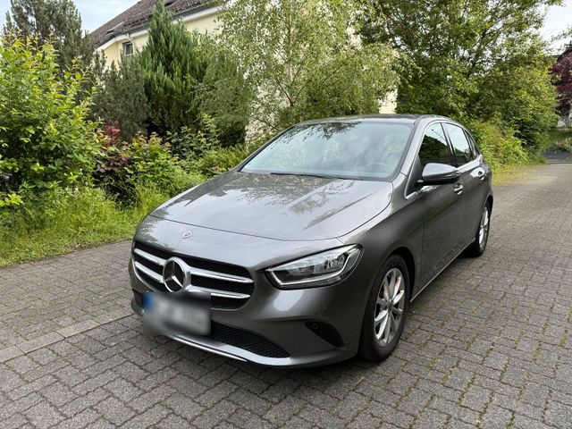 MERCEDES-BENZ Mercedes B-180 + orig. Winterräder, Servic...